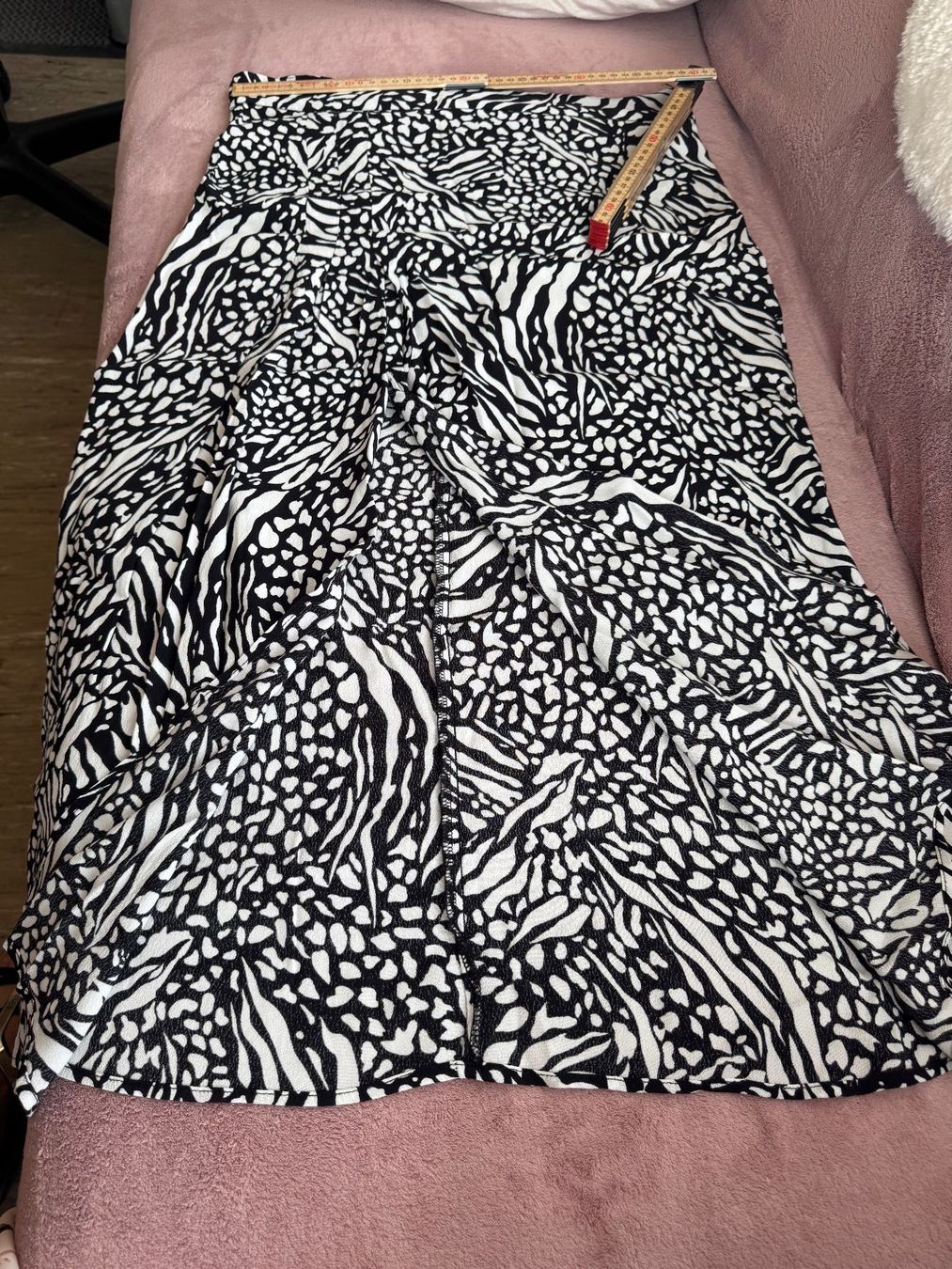 H&M Gonne: Jupe Polyester Gr. 38 / leicht und luftig von H&M – Usato da Zäziwil venduto da blackpearl