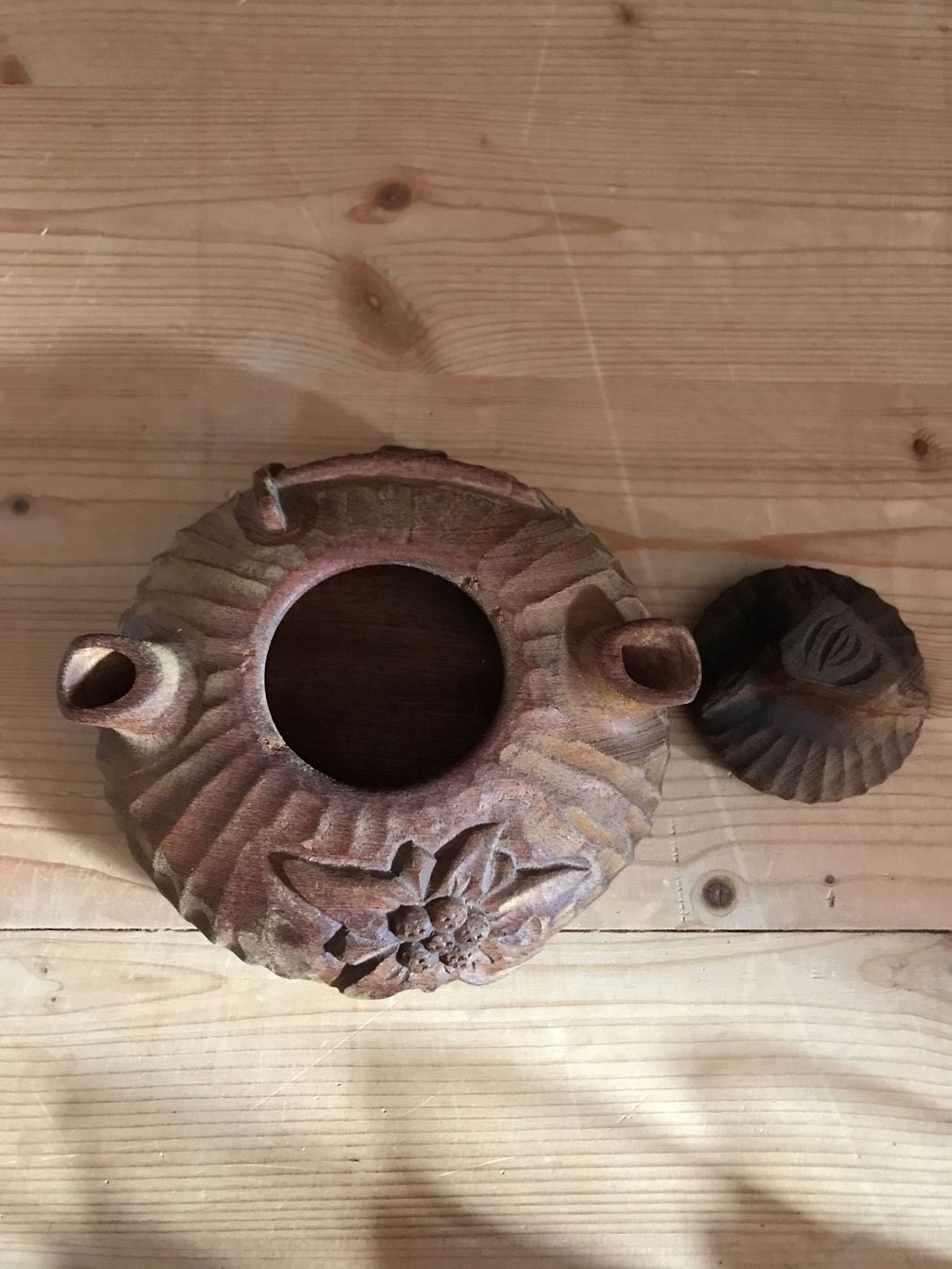 Services de table: Tee-Set aus echtem Holz von Hand geschnitzt – D'occasion à Stettlen par togram4 4