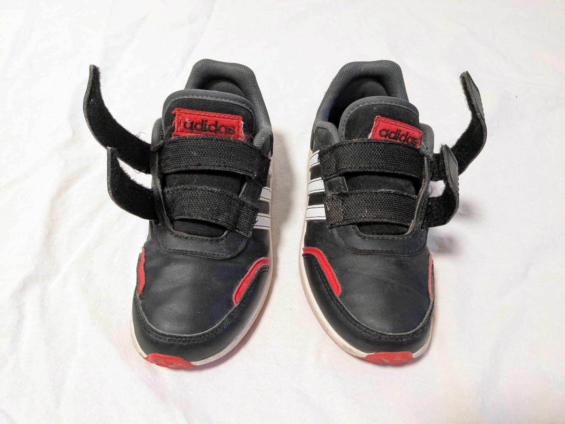 Adidas Schuhe für Jungen: Adidas Sneakers VS SWITCH 3 CF Schwarz/Rot Gr. 31 – Gebraucht aus Winterthur von in4matiker 4