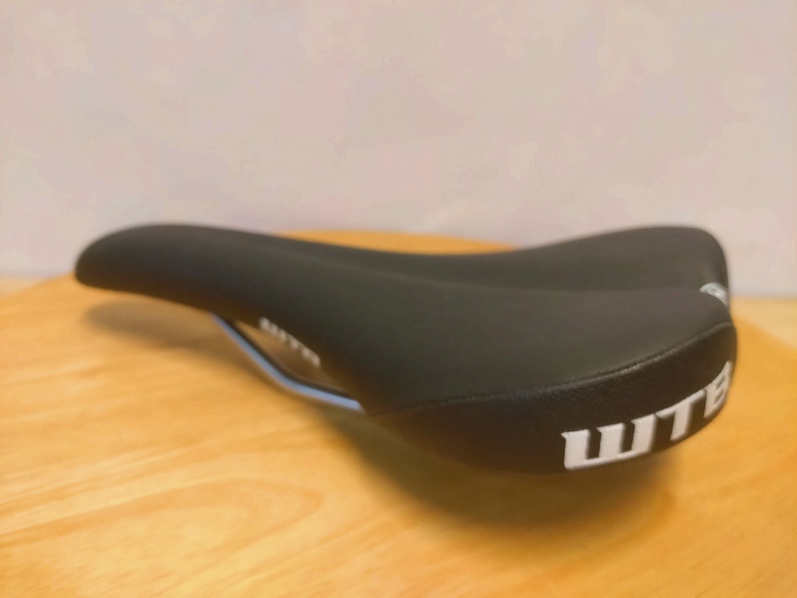 WTB Pezzi di ricambio: Selle VTT WTB noire  27 cm TBE+ – Nuovo (secondo la descrizione) da Farvagny-le-Grand venduto da LaCaverne 2