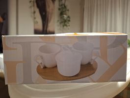 Kaffeegeschirr Set weiss 3-teilig auf Holztablett neu