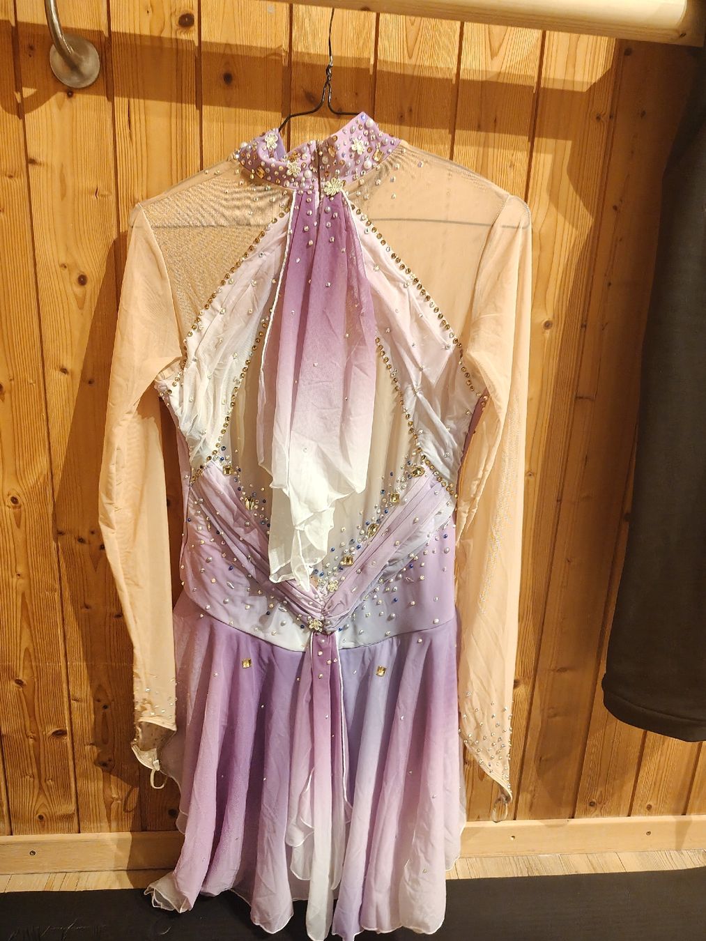 Robes: Kürkleid Eiskunstlauf – Neuf avec emballage d'origine à Sargans par Naera1208 1