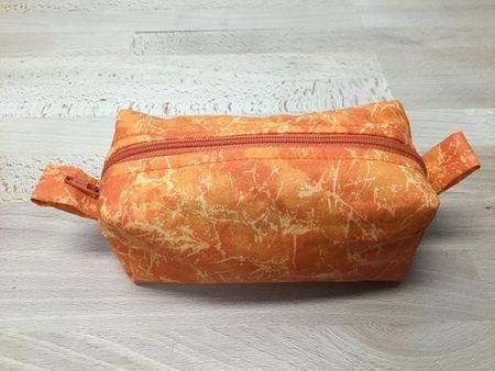 Tasche / Necessaire / Kosmetiktasche / Etui, neue Handarbeit