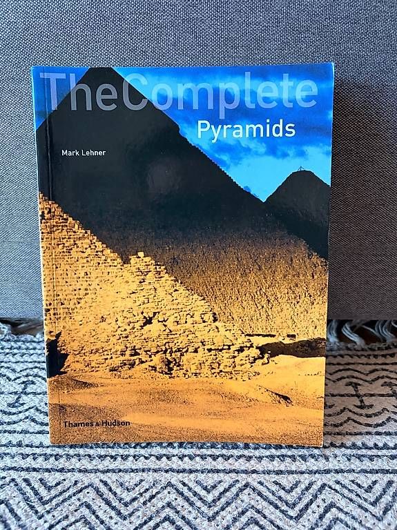 Libri: Buch auf Englisch - "The Complete Pyramids"  – Usato da Uster venduto da sar_96xb