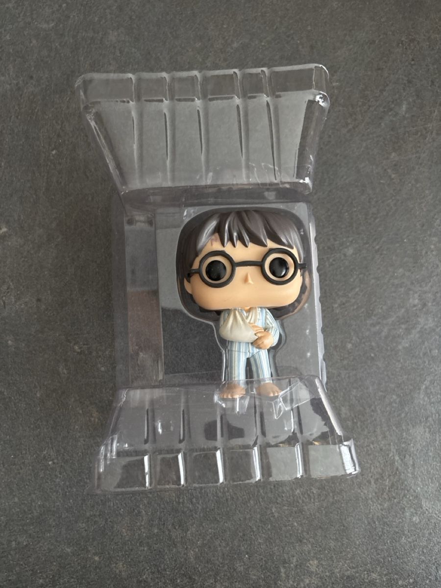 Funko Statuette: Figurine Pop Harry Potter 79 Pyjama – Usato da Chêne-Bourg venduto da ana_ly7k 1