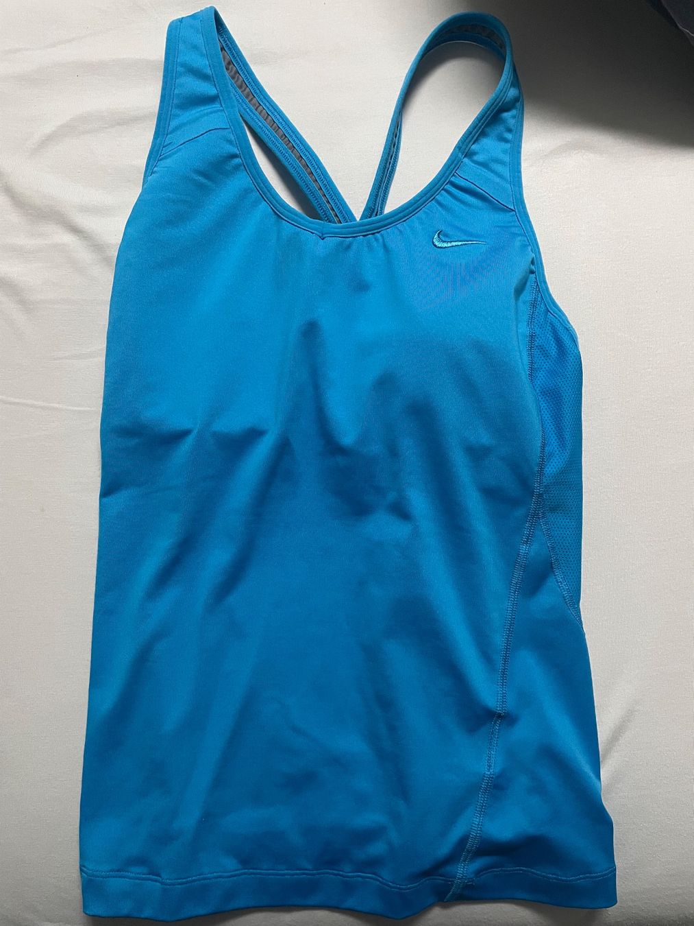 Nike Top: Nike Top – Usato da Weinfelden venduto da Luu_20