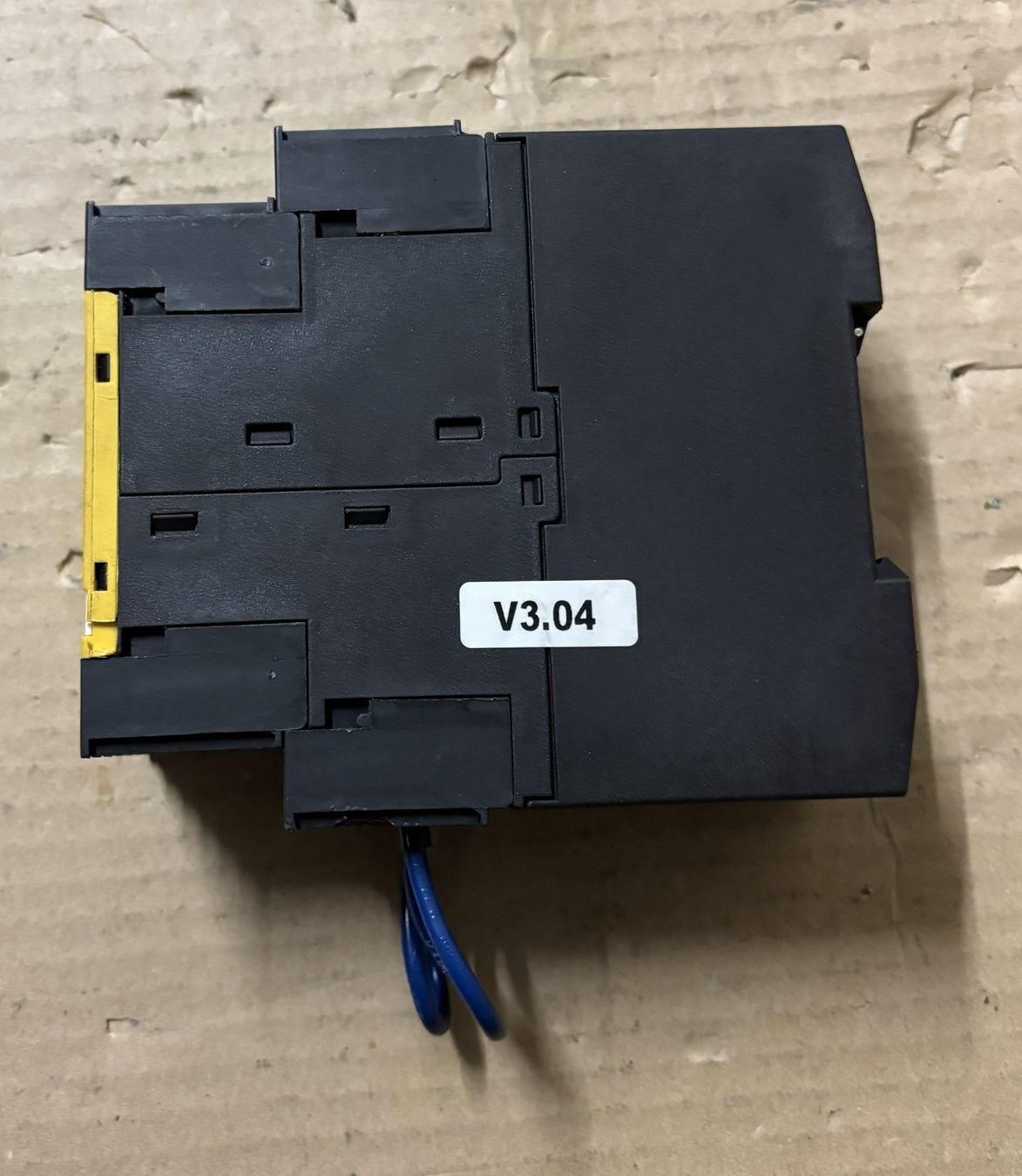 Componenti elettronici: Leuze ASM 1E/2-01 Sicherheitsmodul – Usato da Sins venduto da 3985schluckti 3