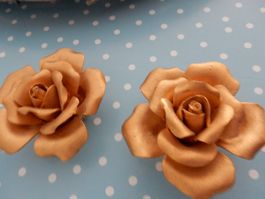 2x Rosen edel gold Dekoration UNIKATE NEU Handarbeit