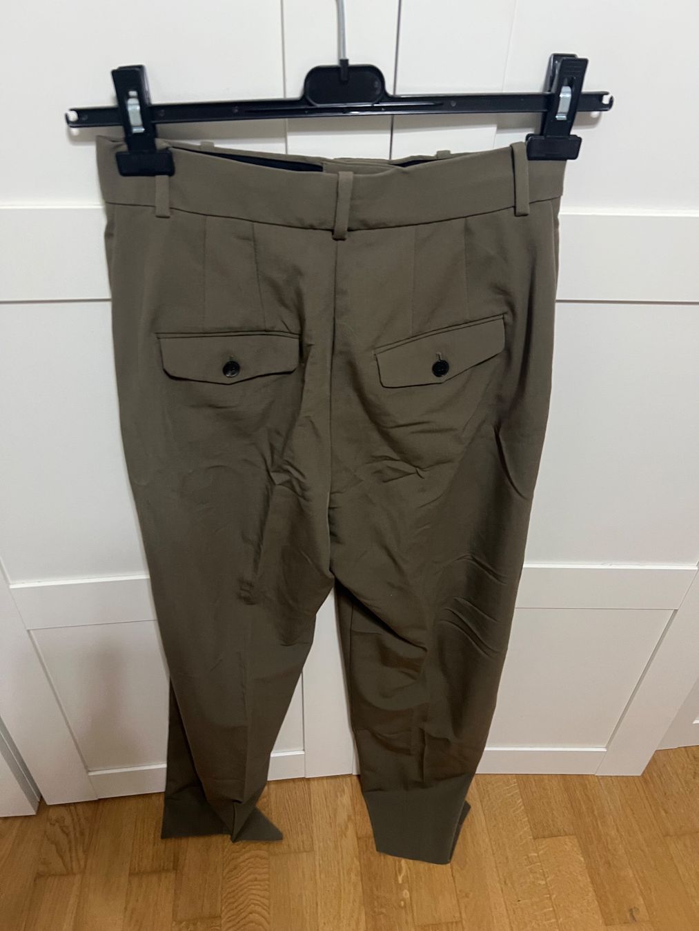 Mango Pantalons: Hose Mango Gr. 36 – D'occasion à Ebikon par Venus025 1