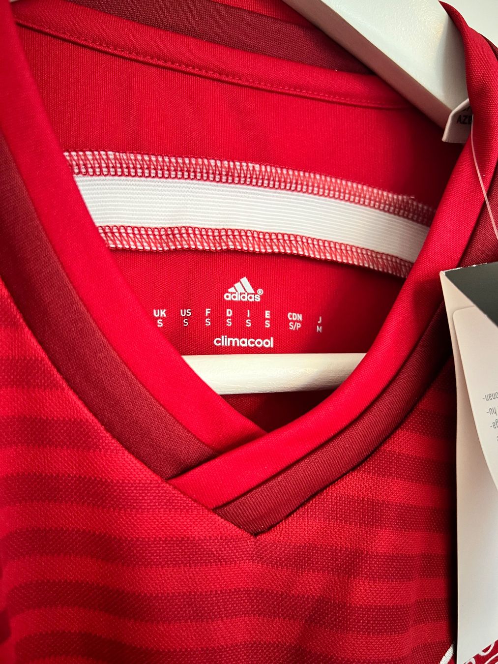 Adidas Canottiere & Pantaloni: Dänemark | 2014-15 | Heimtrikot | Bendtner – Nuovo (secondo la descrizione) da Boll venduto da urrasair 3