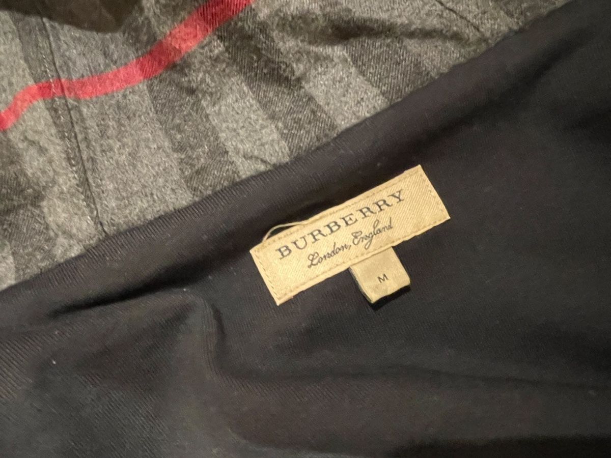 Burberry Maglioni & Felpe: Burberry Zip  – Nuovo (secondo la descrizione) da Zollikerberg venduto da max_k8gv 4