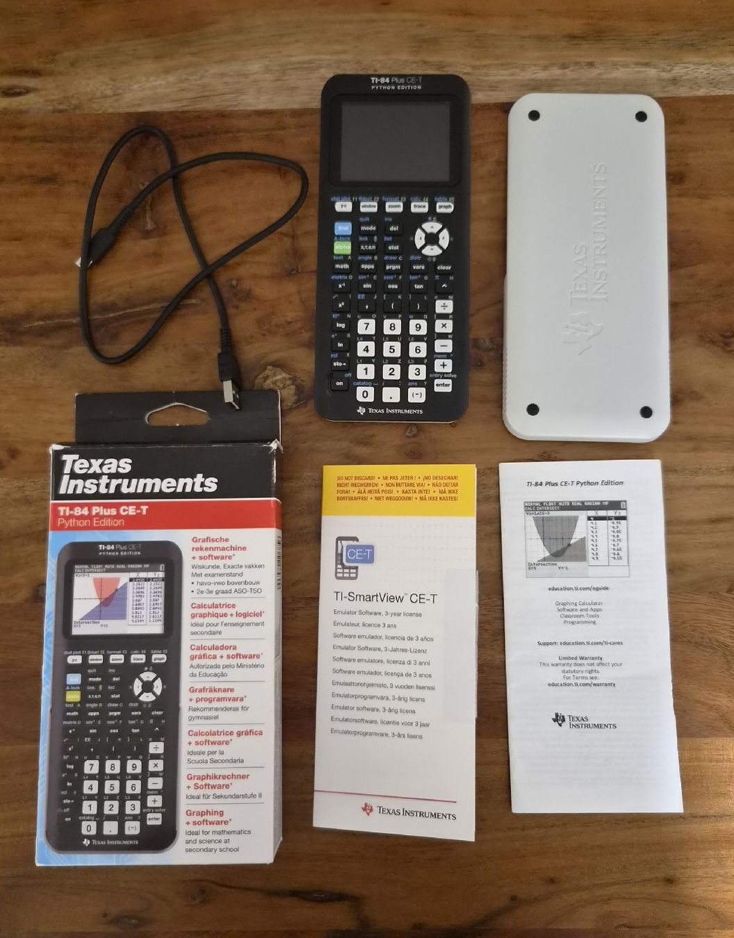 Texas Instruments Calcolatrici tascabili: Texas Instruments TI-84 Plus CE-T Python Edition (Akku neu) – Usato da Kriessern venduto da spi_kv7m 1
