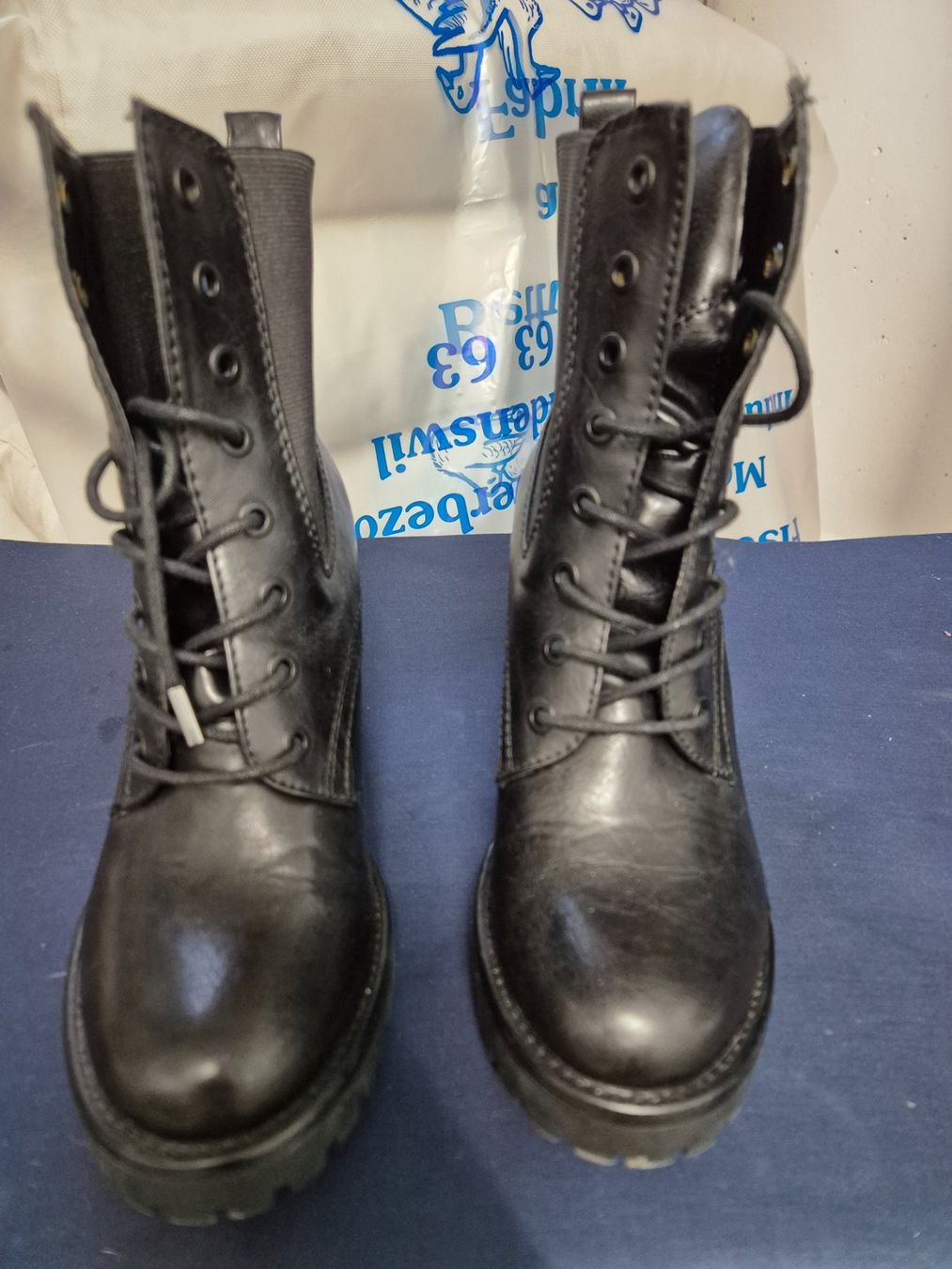 Scarpe da donna: Damen Schuhe – Usato da Langnau am Albis venduto da JoPoGreSi 2
