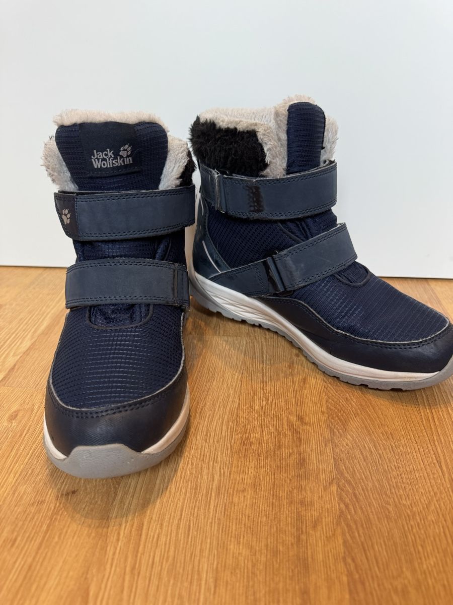 Jack Wolfskin Scarpe per ragazzi: Jack Wolfskin Winterstiefel Gr.36, Warm! – Usato da Zug venduto da senlk 1