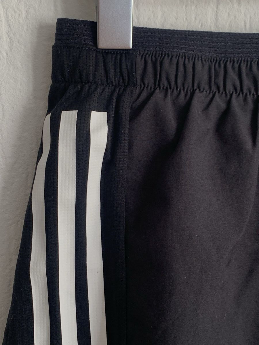 Adidas Pantaloni: Shorts Adidas noir taille XS – Nuovo (secondo la descrizione) da Lausanne venduto da Xiaoxi 5