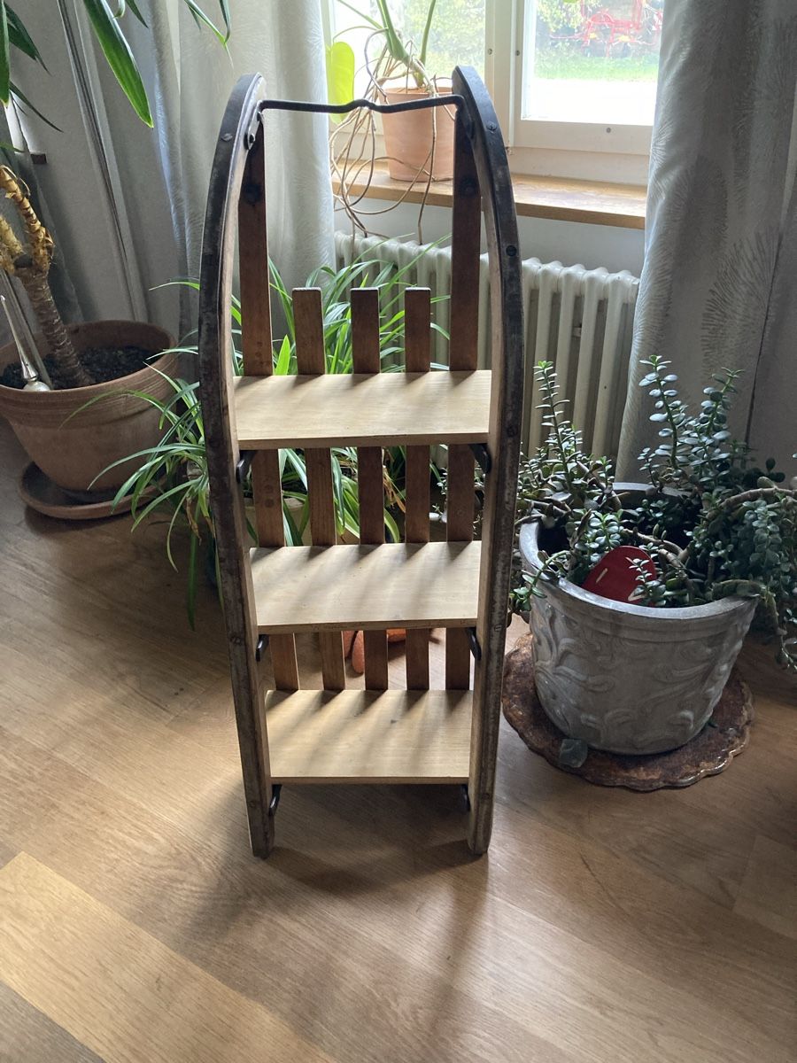 Scaffali: Schlitten Regal – Usato da Hagenbuch ZH venduto da bromaer 2