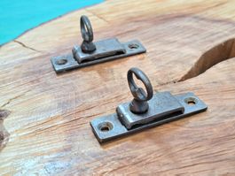 2 antike Schwenk Hebel Vorreiber, Eisen (LOT2592#FBS2)