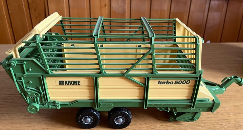 Bruder® Spielfahrzeug-Anhänger Krone Zettwender KWT 8.82 59 Cm  02224 Made In Europe C1916485355