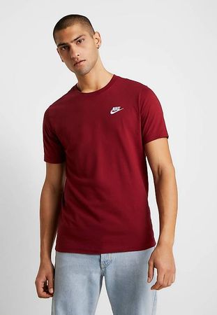 T-shirt Nike rouge 