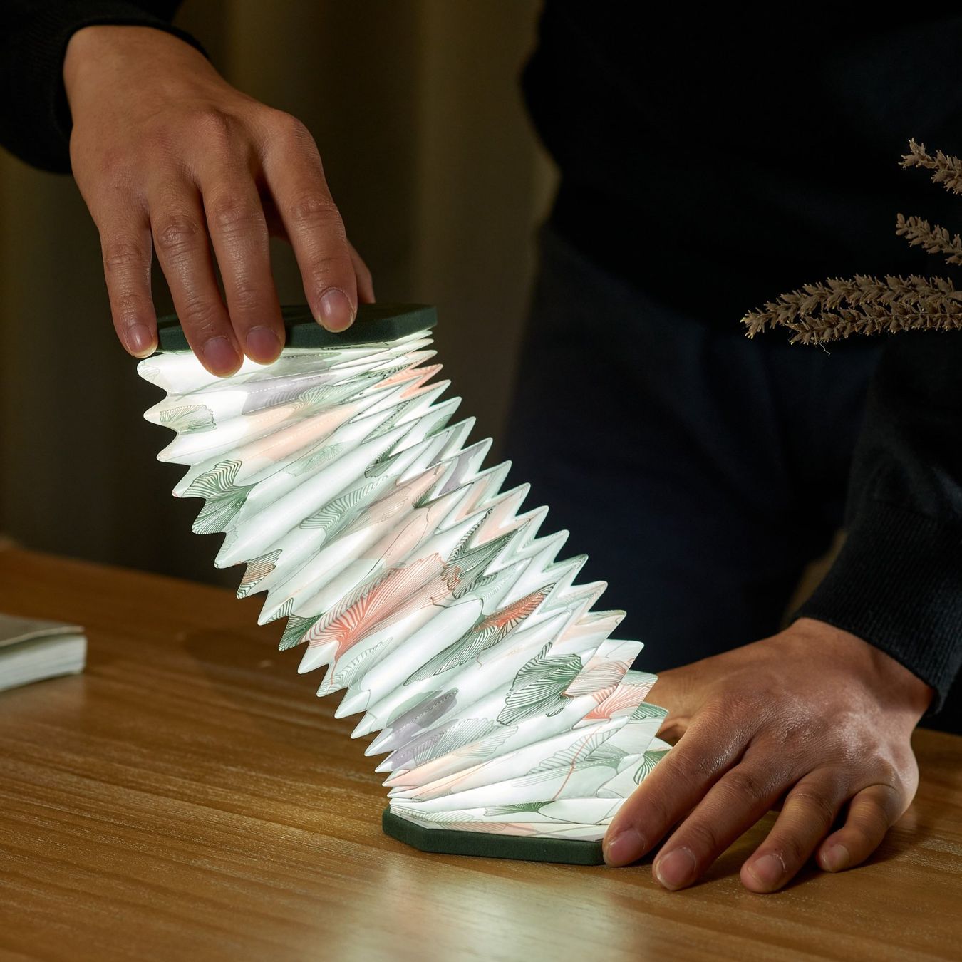 Tutte le decorazioni: Gingko Design LED Faltleuchte NEU – Nuovo e nell'imballaggio originale da Zug venduto da Formsign 3