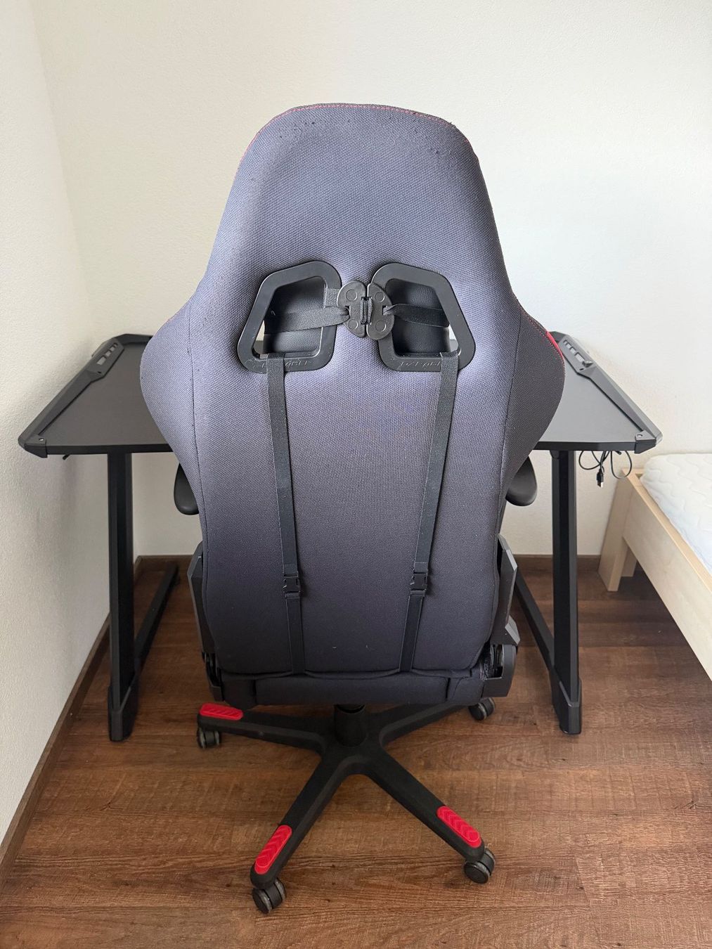DXRacer Stühle: DXRACER Stuhl – Gebraucht aus Trin von Plusminus2 5