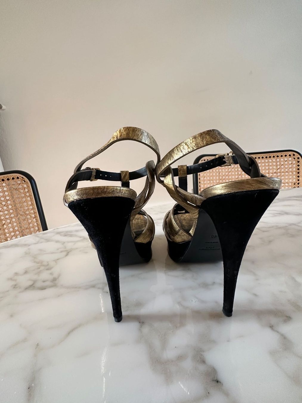 Saint Laurent Scarpe da donna: Saint Laurent Plateau Pumps – Usato da Zürich venduto da ele_nd88 3