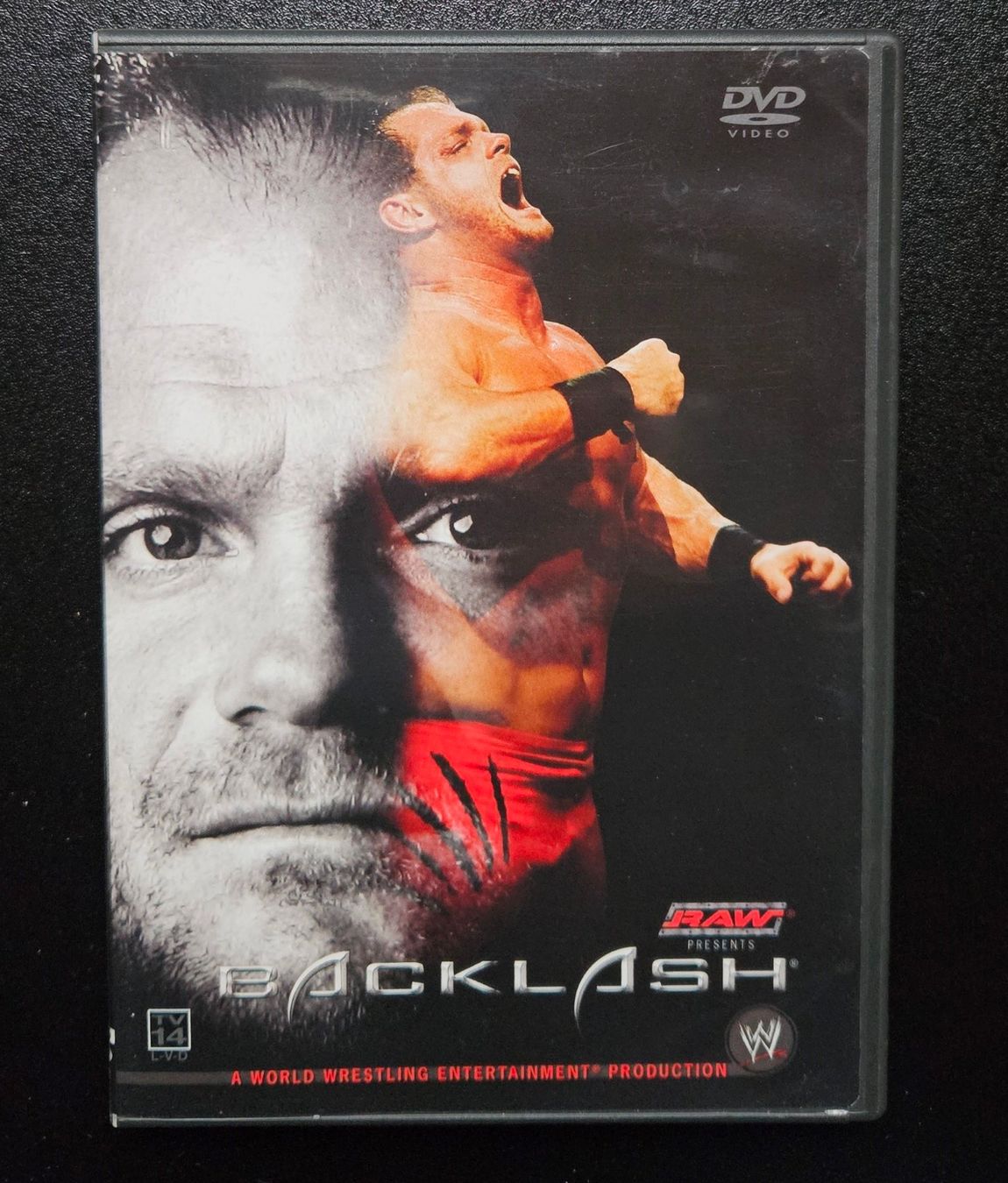 Tutti i DVDs: WWE Backlash 2004 DVD guter Zustand – Usato da Brittnau venduto da leroyjethro
