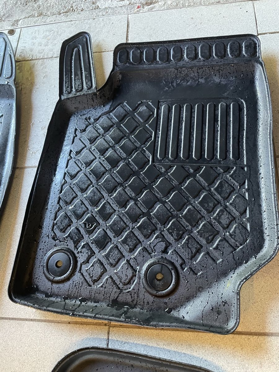 Jeep Tappeti & Tappetini: Jeep avenger – Usato da Magadino venduto da mattiasargenti81 1