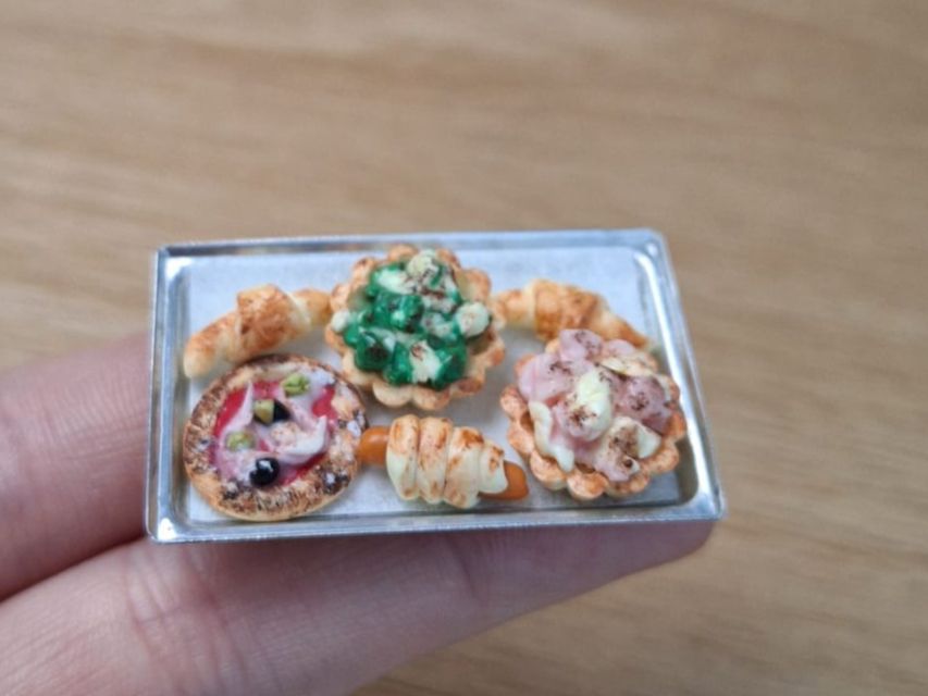Case e mobili per bambole: Backblech mit Apero Gebäck Handgemacht – Nuovo (secondo la descrizione) da Zürich venduto da HandmadeTinyFood 2