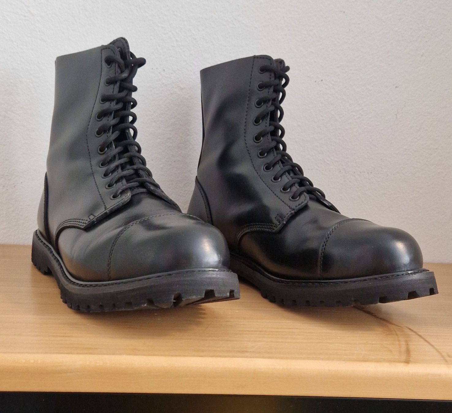 Scarpe da uomo: Brandit Stiefel 46 – Usato da Busswil BE venduto da __remo__