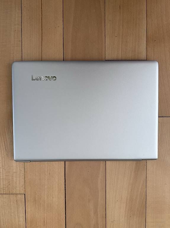Notebook: Lenovo Ideapad – Usato da Zürich venduto da Clara.Trixi