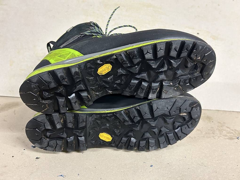 Chaussures hommes: Chaussures Lowa GTX. 46.5 – D'occasion à Montagny la Ville par pidoura 2