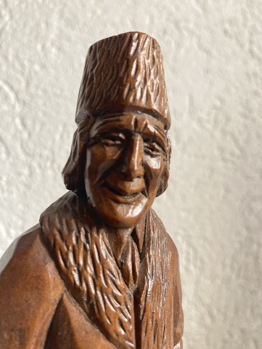 Statuette: 4 geschnitzte Figuren aus Holz – Usato da Hölstein venduto da Uhriella 5