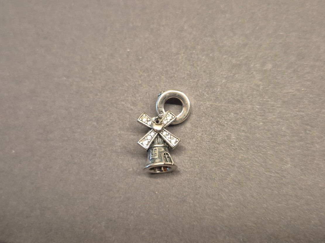 Anhänger: Silber Charm Windmühle Dännemark +Garantie – Neu (gemäss Beschreibung) aus Rotkreuz von Carbone_Bijou-Shop