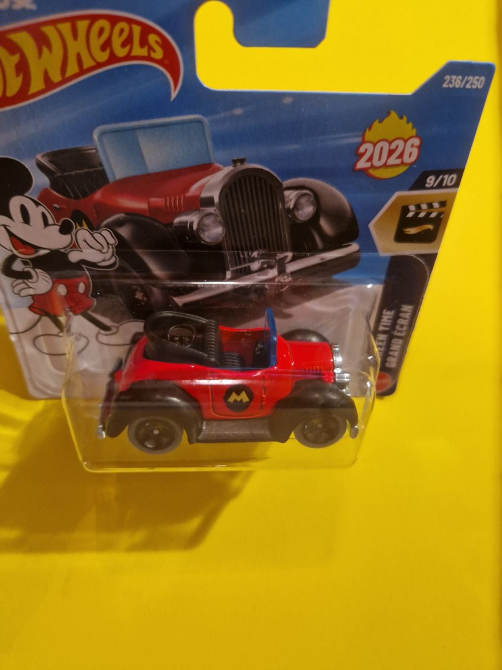 Hot Wheels Modellini d'auto: Hot Wheels MICKEY MOUSE CAR – Nuovo e nell'imballaggio originale da Oftringen venduto da Rotor 3