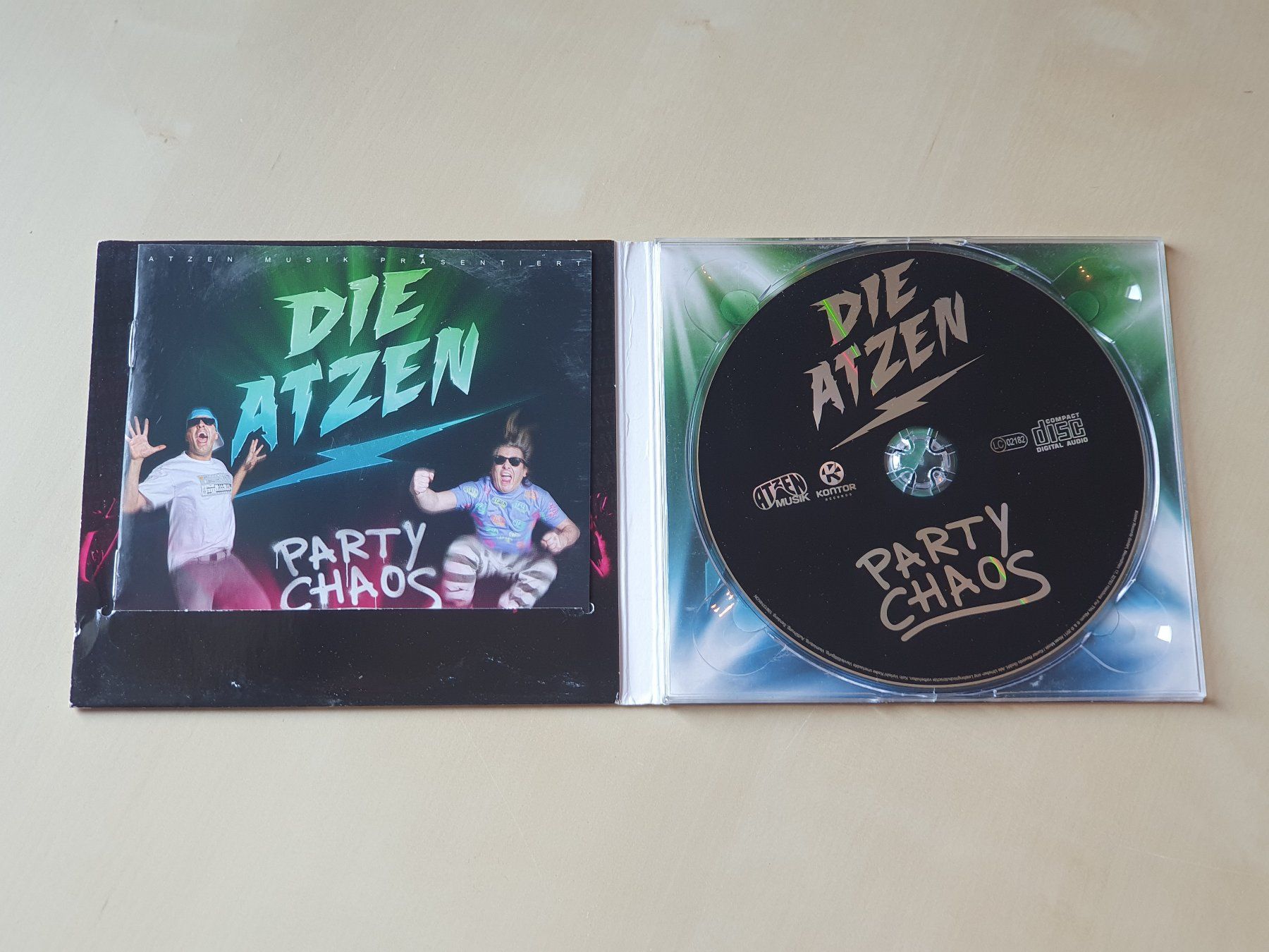 CDs: Die Atzen Party Chaos – Gebraucht aus Stansstad von collectorsshop 2