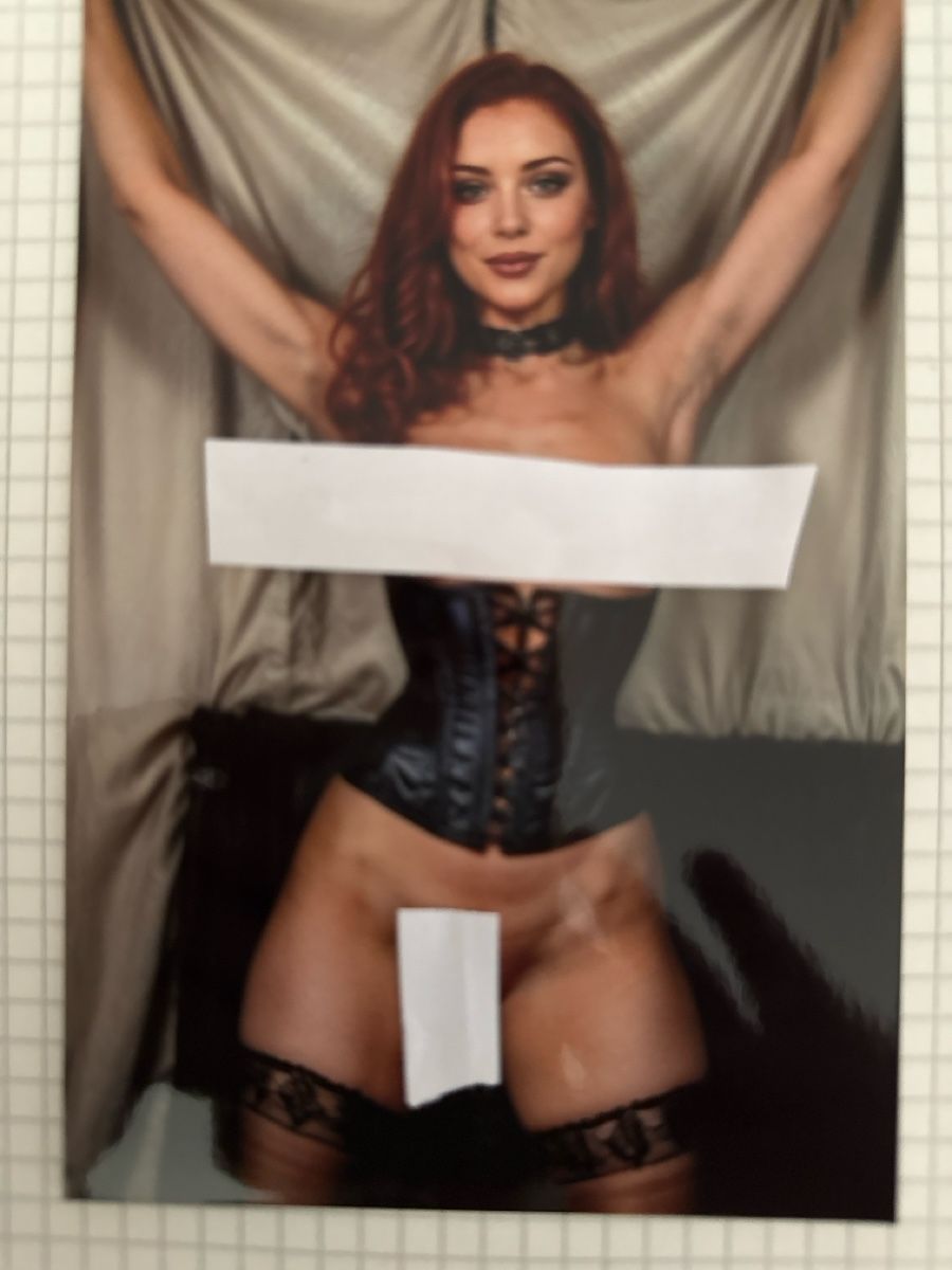 Poster & Bilder: Erotisches Foto  – Neu (gemäss Beschreibung) aus Neukirch (Egnach) von Maxi2009