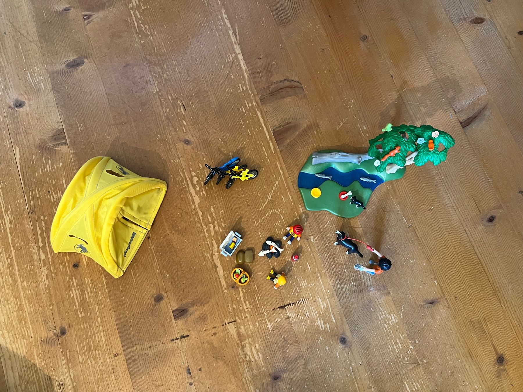 Playmobil Giocattoli: Playmobil Camping am Fluss – Nuovo (secondo la descrizione) da Winterthur venduto da lan_7vmz