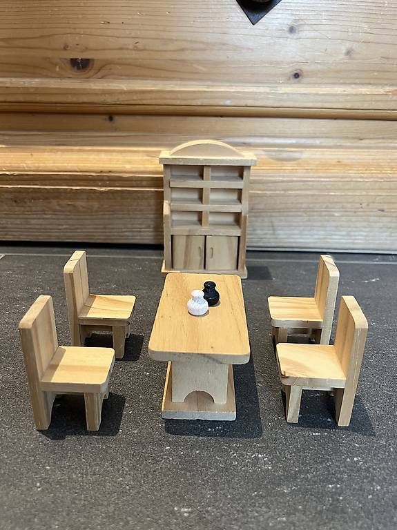 Case e mobili per bambole: Esszimmer Puppenhaus – Usato da Winterthur venduto da kayas13