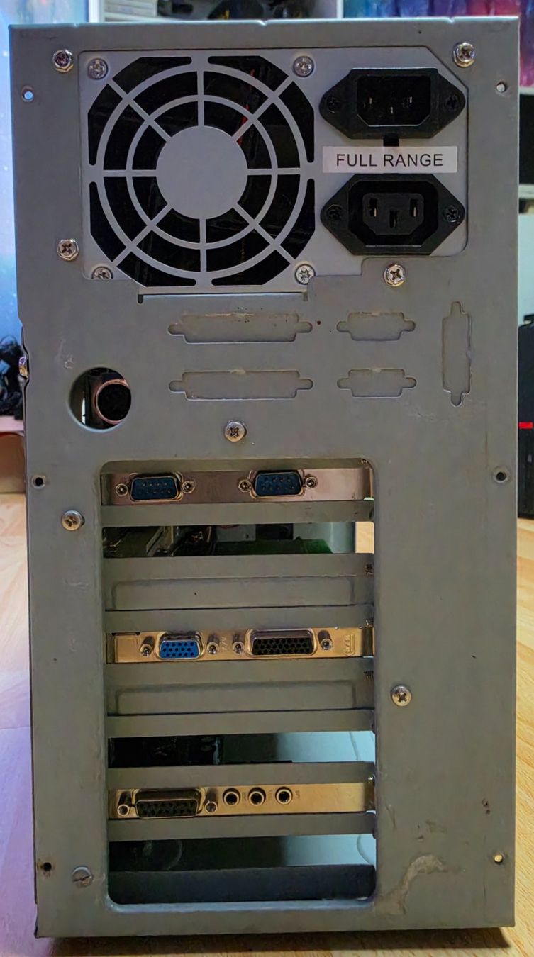 PC: Retro Computer Intel Pentium 166, 32MB RAM, 2GB HDD, SB PRO – Usato da Sulgen venduto da thomas_comp 1