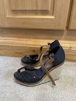 Tommy Hilfiger EUR 37