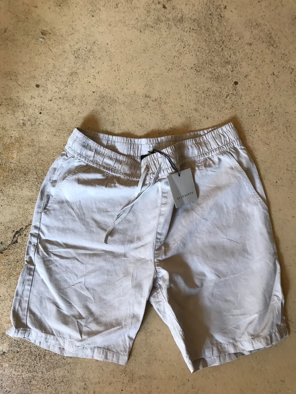 Allsaints Hosen: Allsaints New linen shorts XL – Neu und originalverpackt aus Marly von Mariemusique