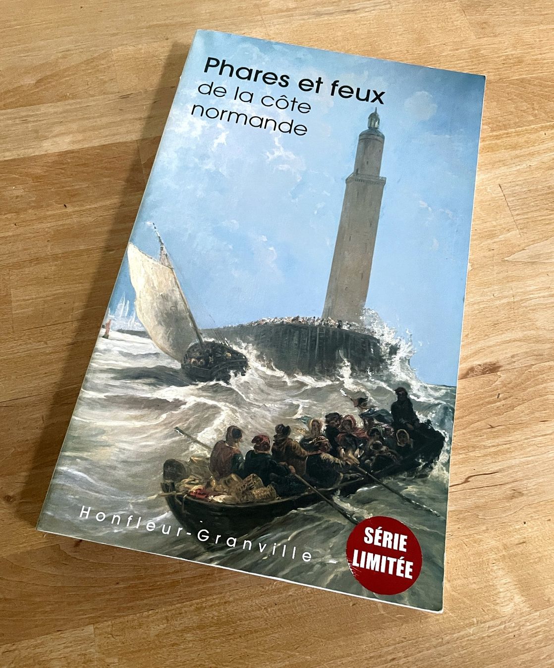 Bücher: Phares et feux des côtes normandes – Gebraucht aus Savagnier von Ne2065