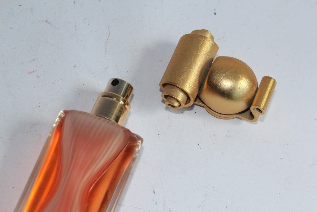 Profumi & Eau de Toilette: Eau de parfum Organza de Givenchy – Usato da Vandoeuvres venduto da Dom-Tom 1