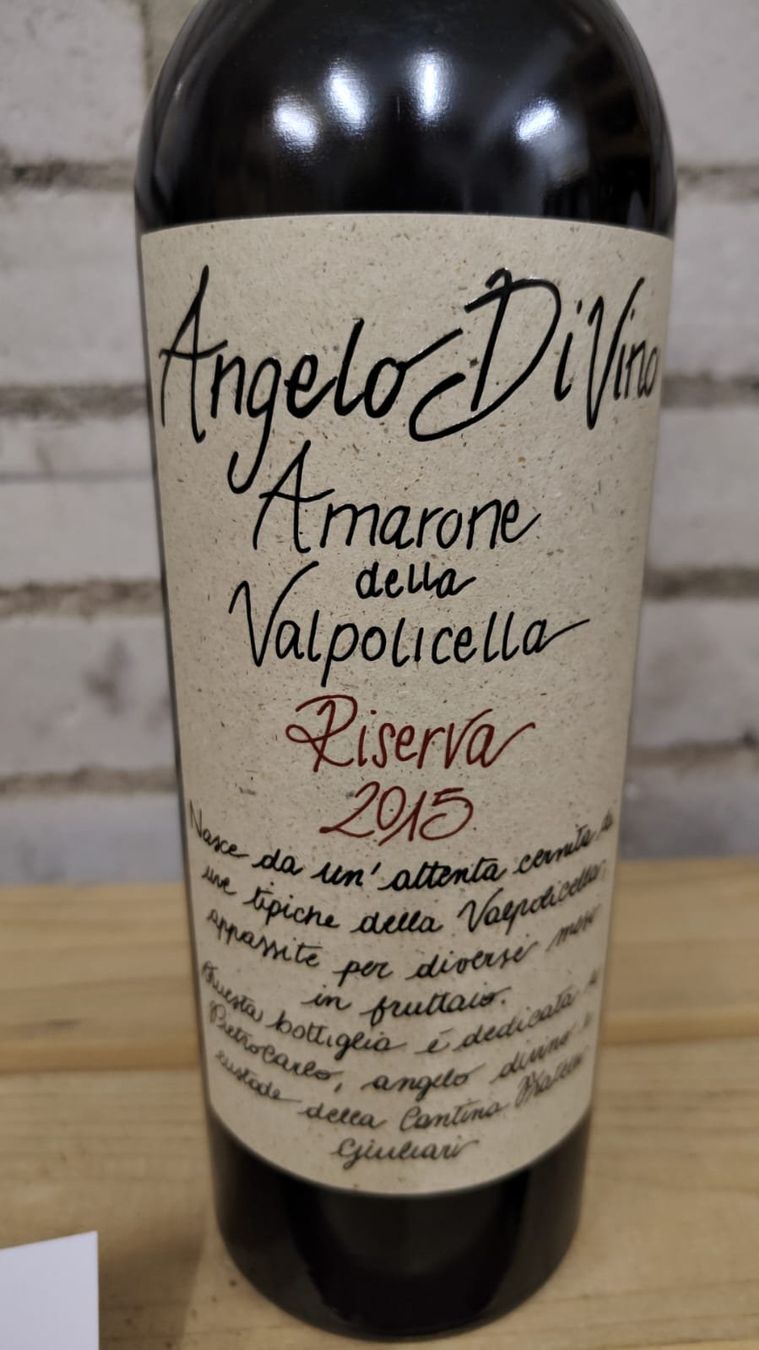 Amarone Vino: 2015 Amarone della Valpolicella Riserva Angelo Divino – Nuovo (secondo la descrizione) da Münchenstein venduto da wusmarino 2