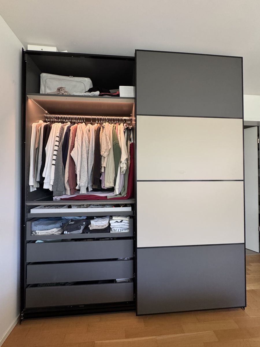 Armadi: Pax Schrank – Usato da St. Gallen venduto da Urbbug 2