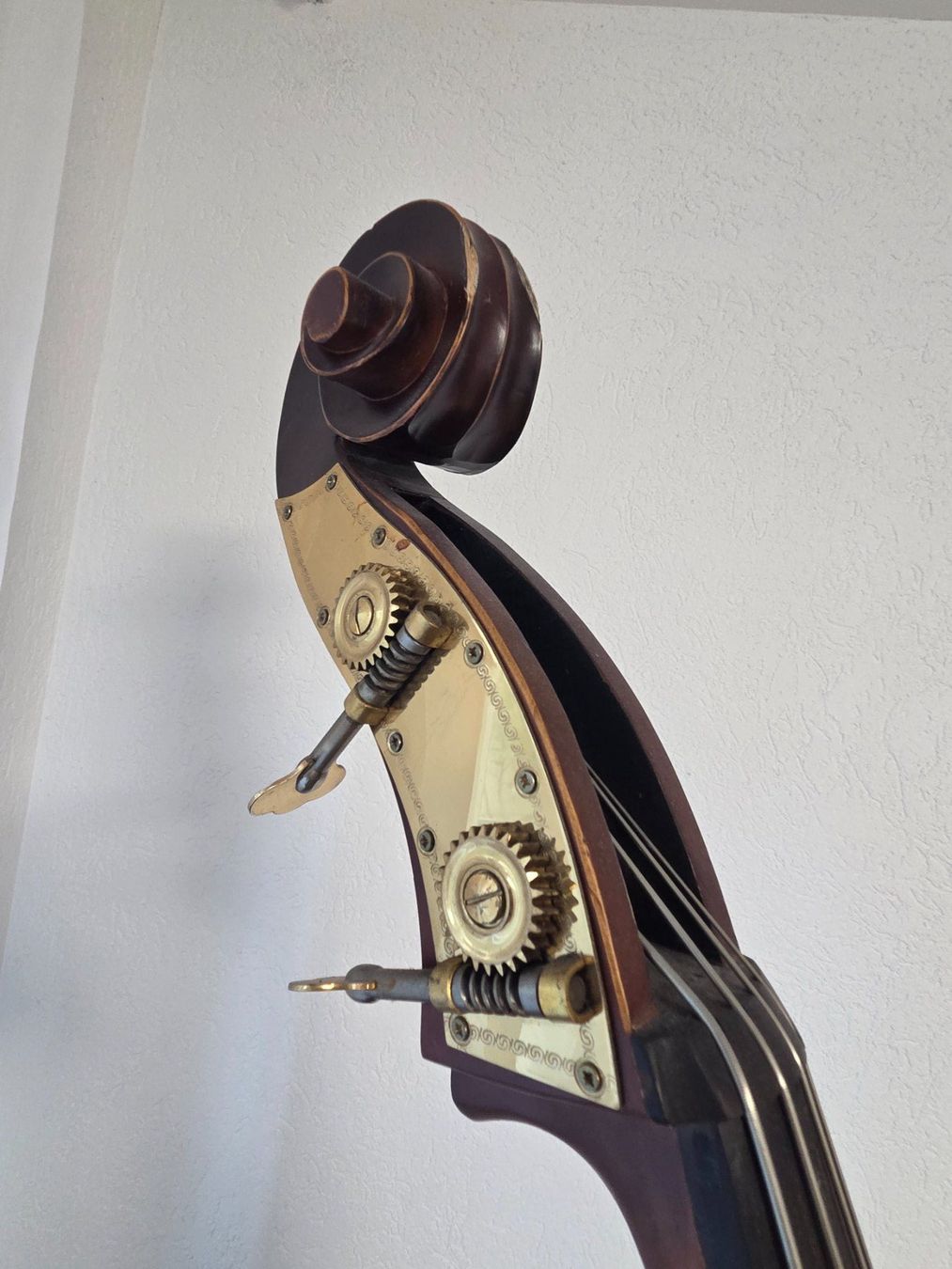 Instruments de musique: Kontrabass mit Ständer – D'occasion à Eglisau par san_8nvn 1