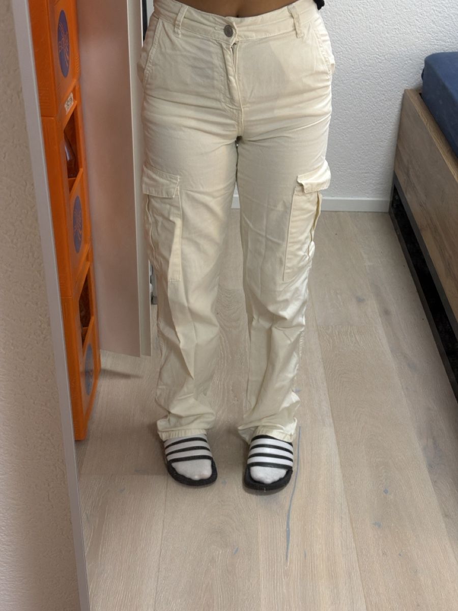 Pull&Bear Hosen: Pull&bear cargo offwhite – Neu (gemäss Beschreibung) aus St. Gallen von Lxra145
