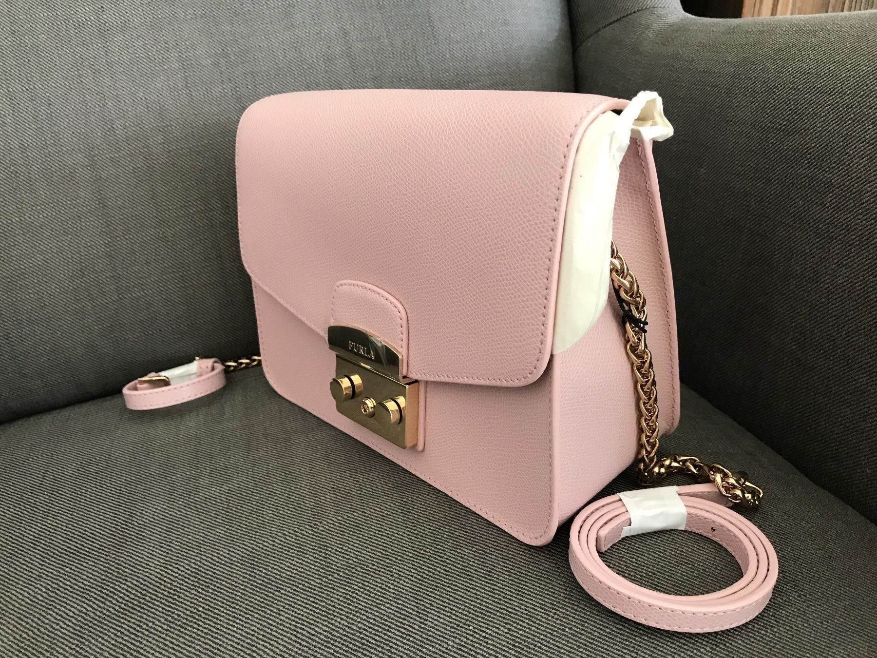 Furla Borse da donna: Neu! Furla Metropolis medium, rosa - 370 CHF – Nuovo e nell'imballaggio originale da Zürich venduto da ZuriShrek 3