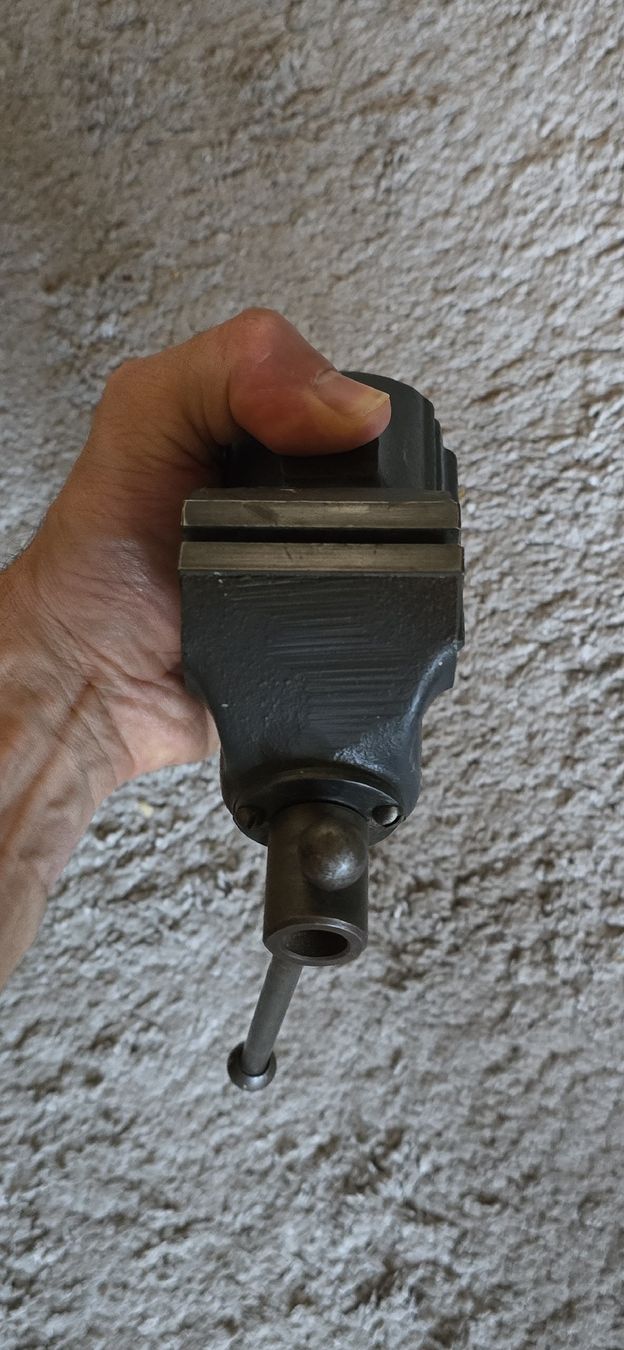 Gressel Tous les outils: Schraubstock Gressel – D'occasion à Weiningen ZH par ped_fbx2 3